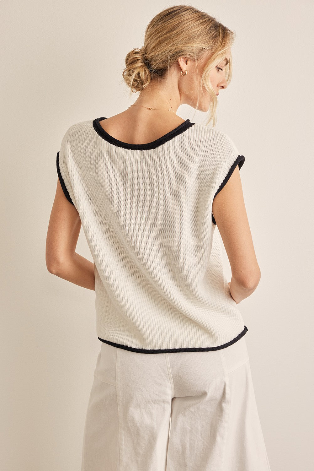 Top Knit Contrast Black/White Carrie