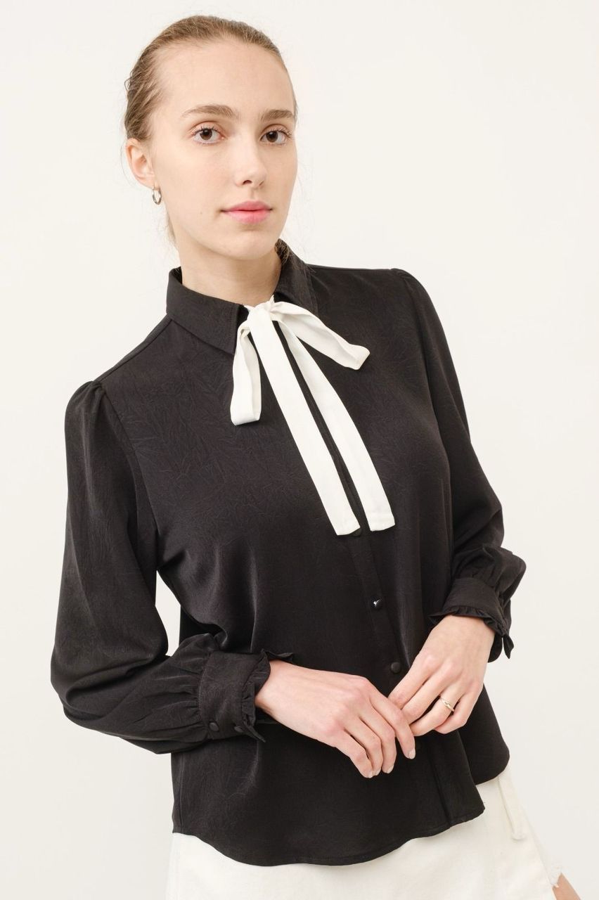 Camisa Negra Contrast Bow Erin