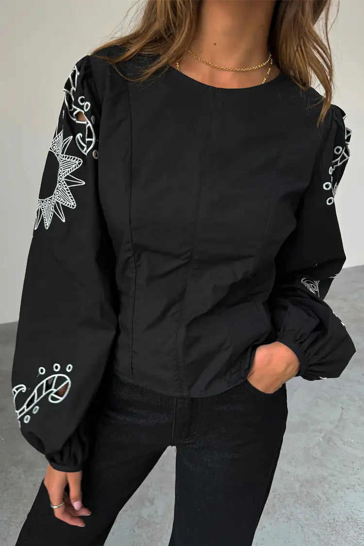 Camisa Negra Embroidery Lillie Neverfully
