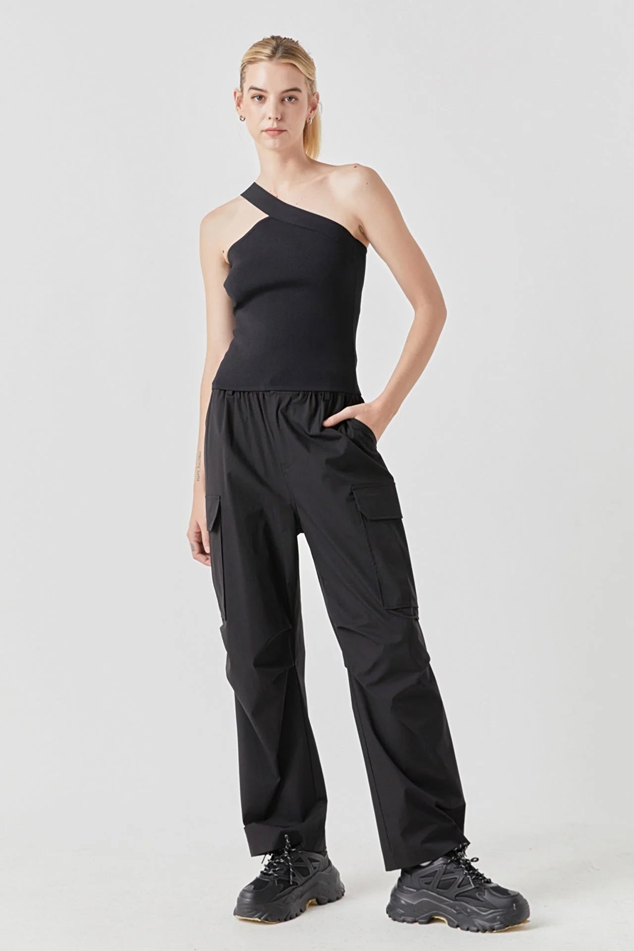 Top Negro One Shoulder Knit Mieka