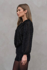Camisa Negra String Feathers 2 Ways Allison
