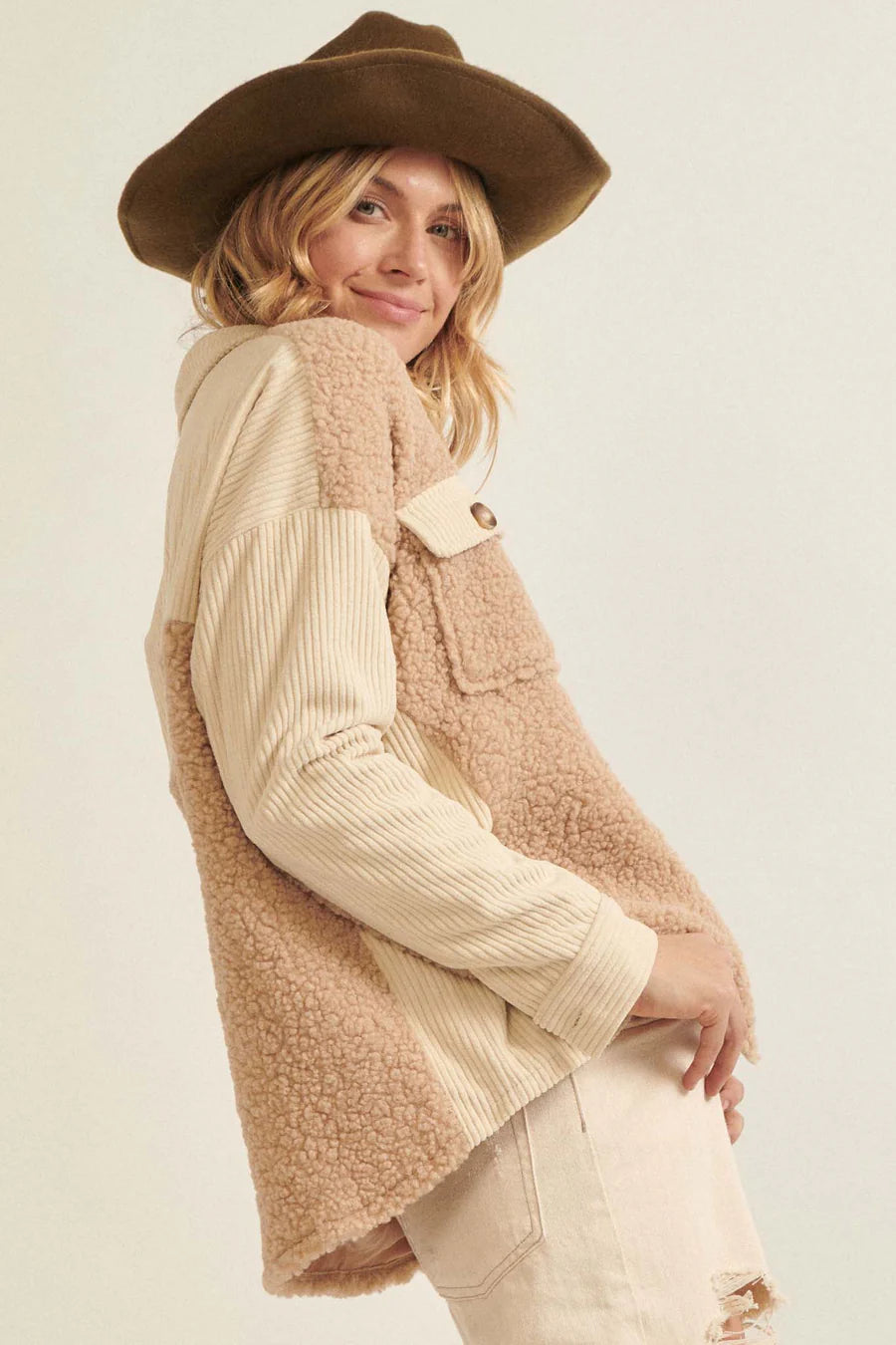 Chaqueta Corduroy Sherpa Fleece Gwen