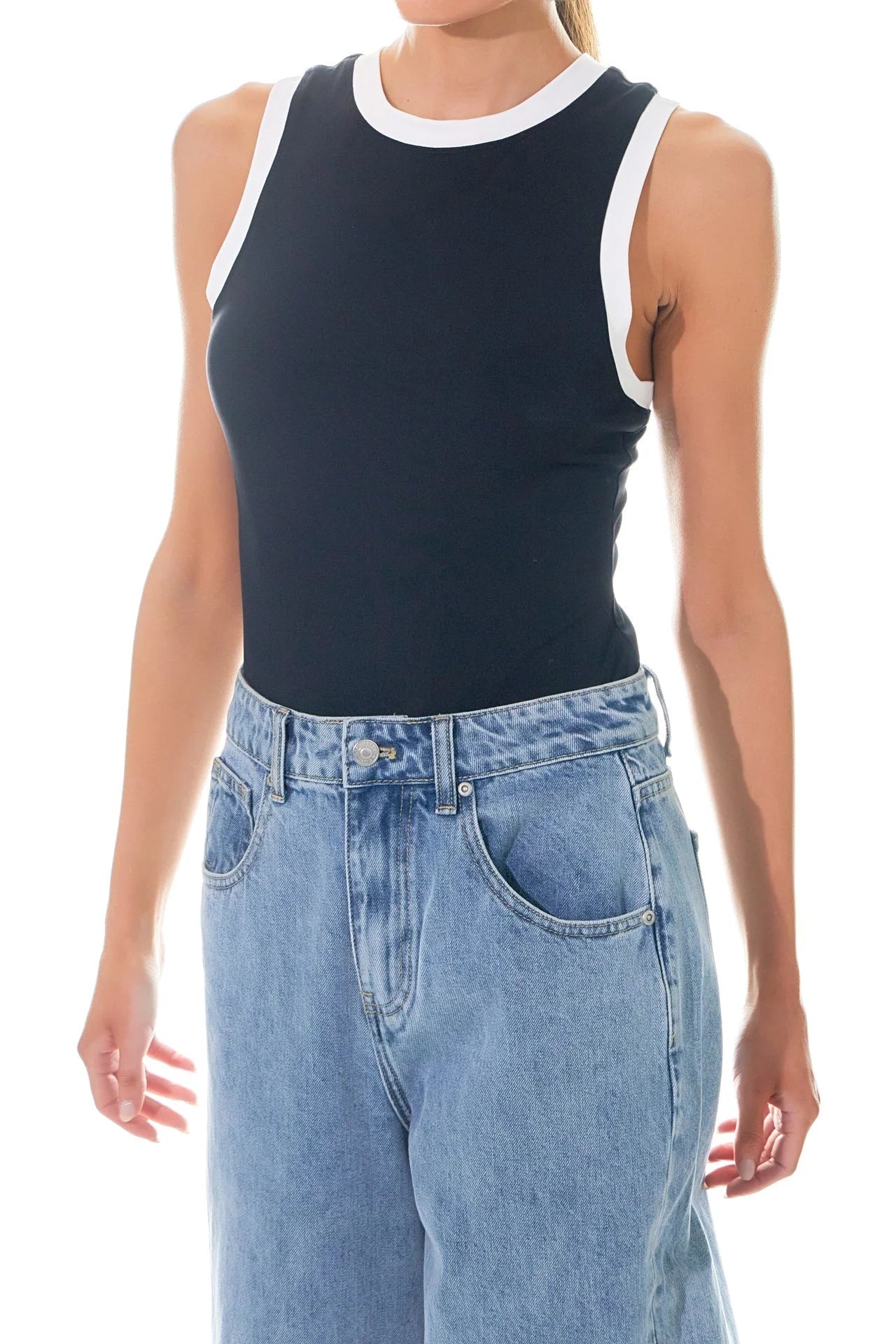 Body Color Block Black/White Charlie