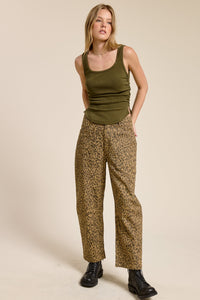Pantalón Denim Leopard Caramel
Barrel Kenia