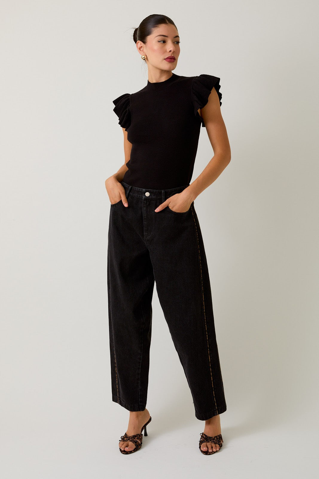 Pantalones Denim Barrel Negro Leopard Vittoria