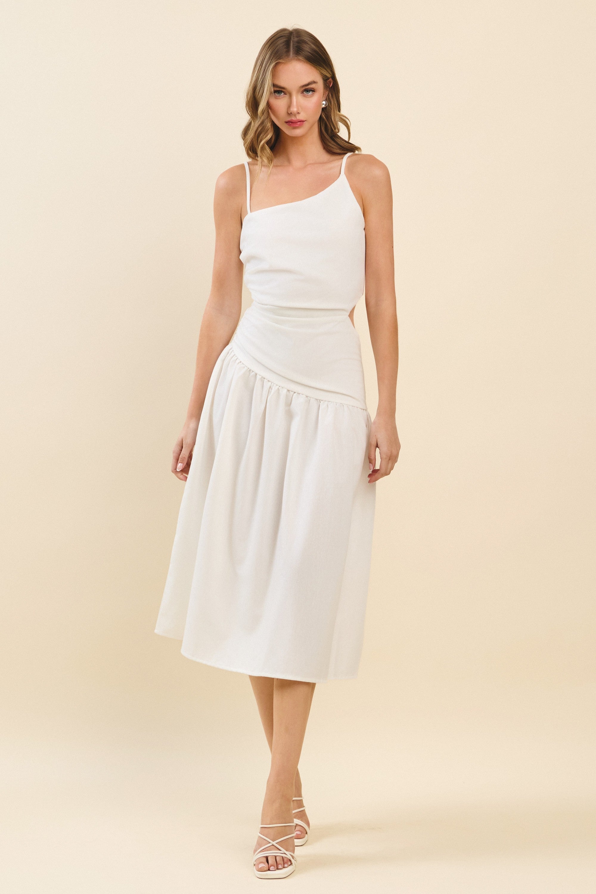 Vestido Blanco Asimétrico Cut Out Lena