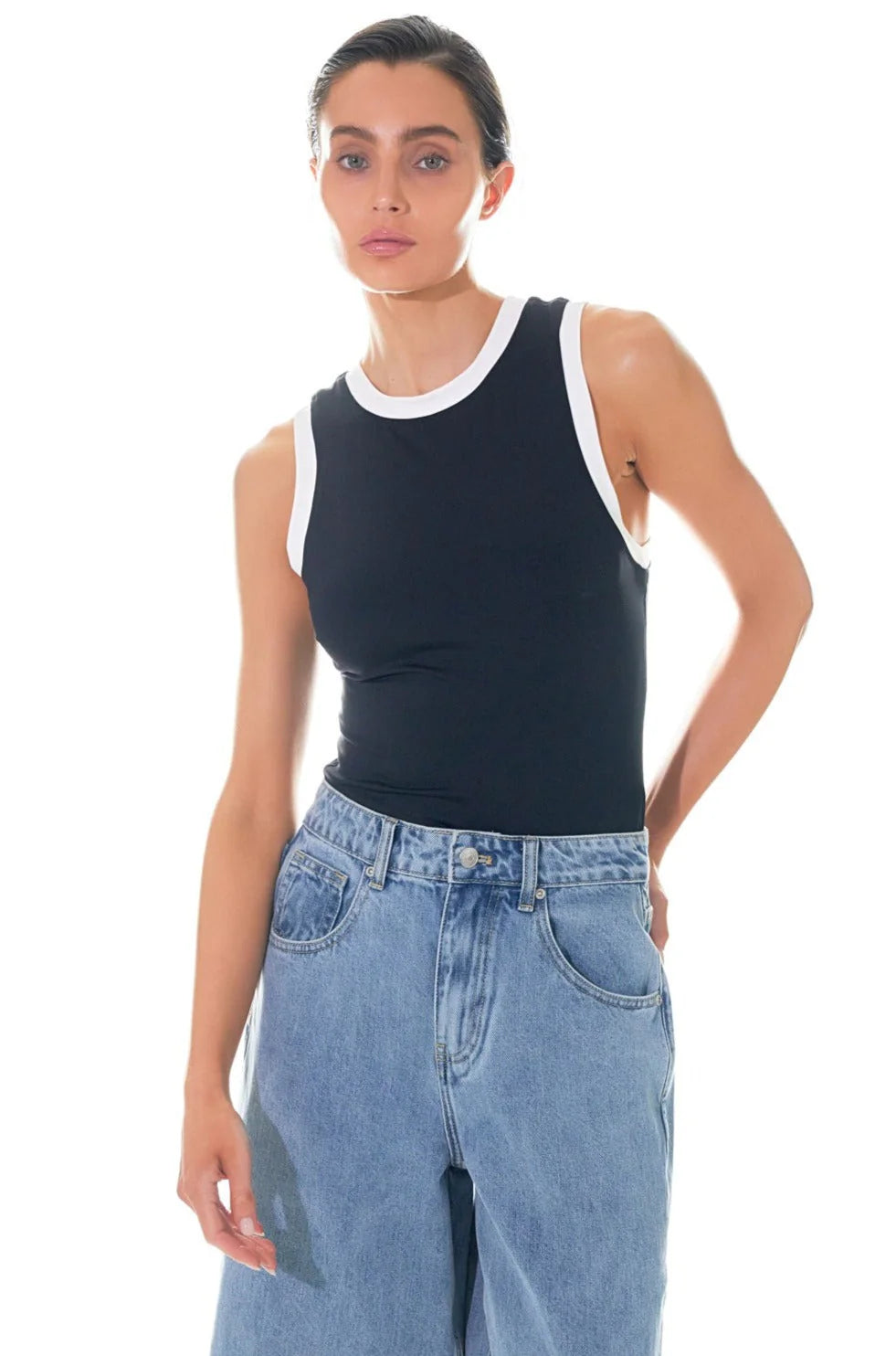 Body Color Block Black/White Charlie